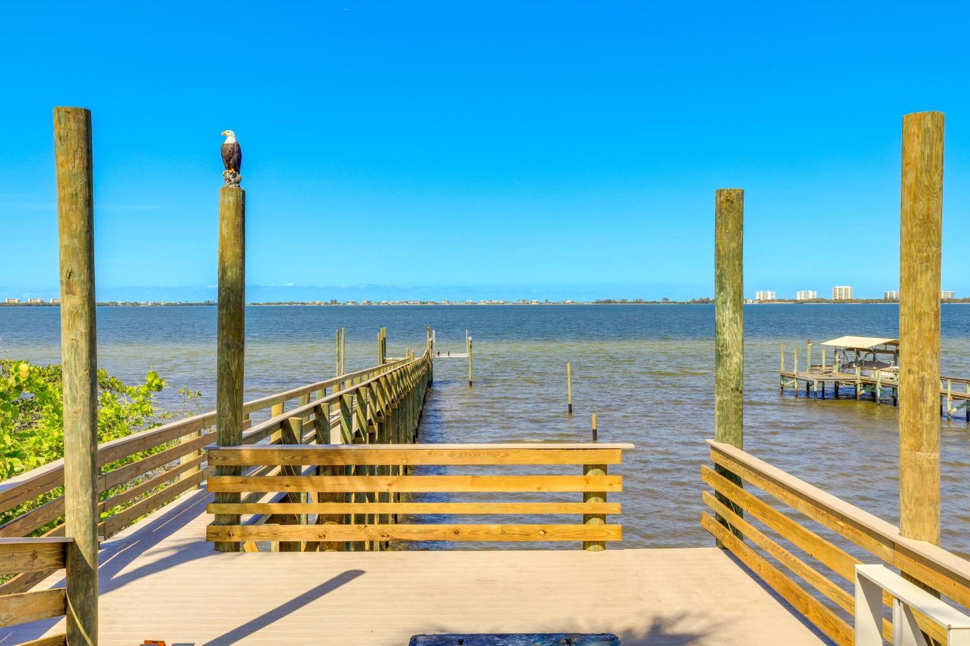 Sleek Fort Pierce Vacation Rental With Private Dock! 外观 照片